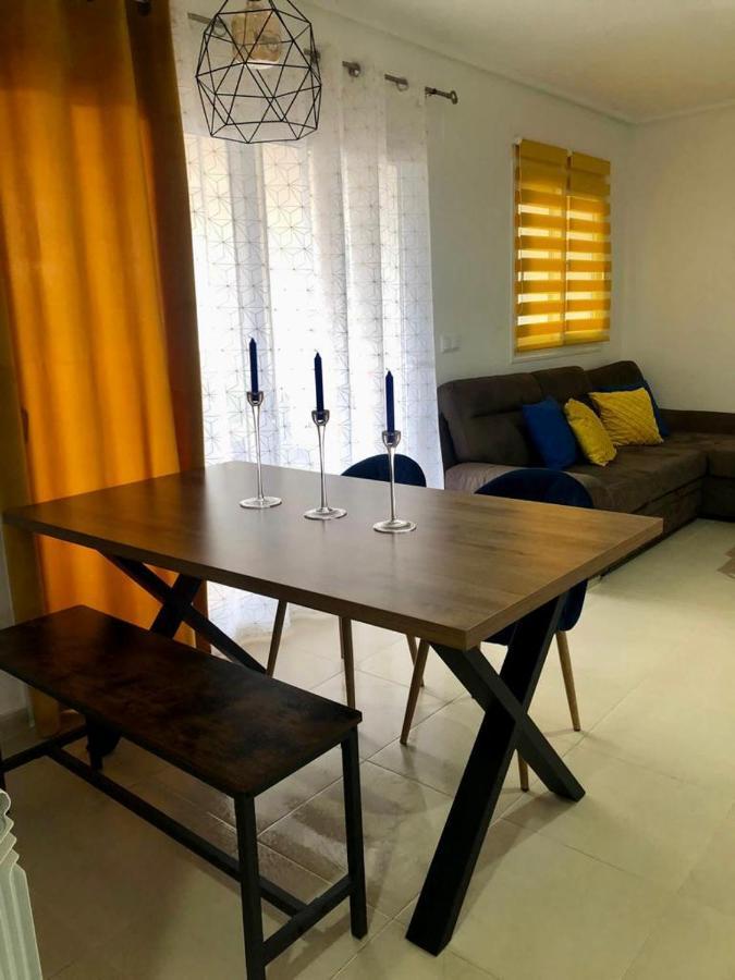Villa Life . Precioso Bajo Frente Piscina Sucina Eksteriør billede