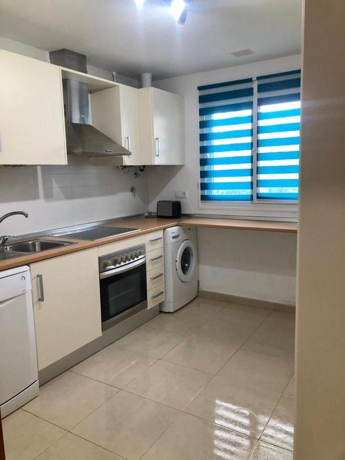 Villa Life . Precioso Bajo Frente Piscina Sucina Eksteriør billede