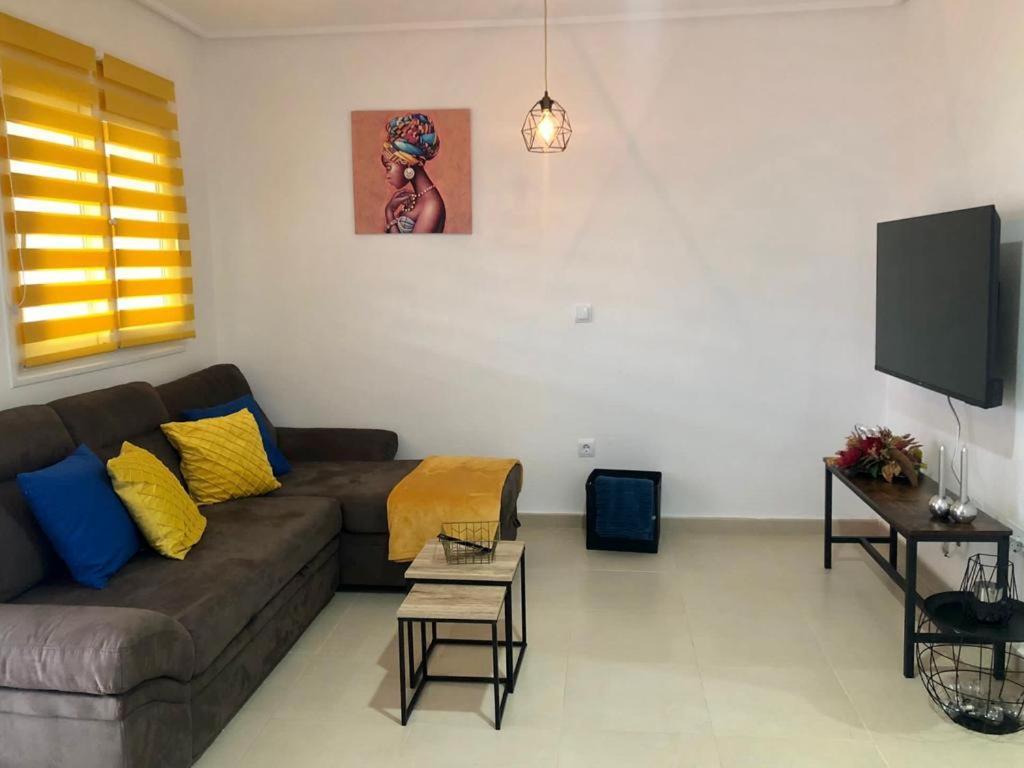 Villa Life . Precioso Bajo Frente Piscina Sucina Eksteriør billede
